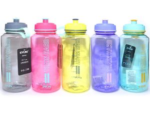 Бутылка для воды. Материал: пластик, силикон. Объём 1000 ml. YY-220 00133