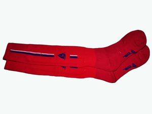 Гетры футбольный. Цвет красный. Размер: 40-43: 270 GETSPORT 16530