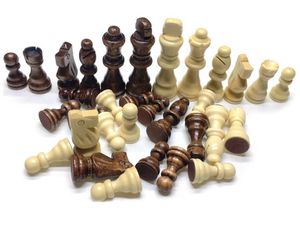 Фигуры шахматные (лакированные, деревянные): 3.0 27976