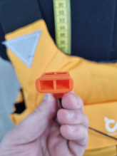 Свисток пластиковый 1 штука оранжевый GETSPORT 51