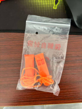 Свисток пластиковый 1 штука оранжевый GETSPORT 51