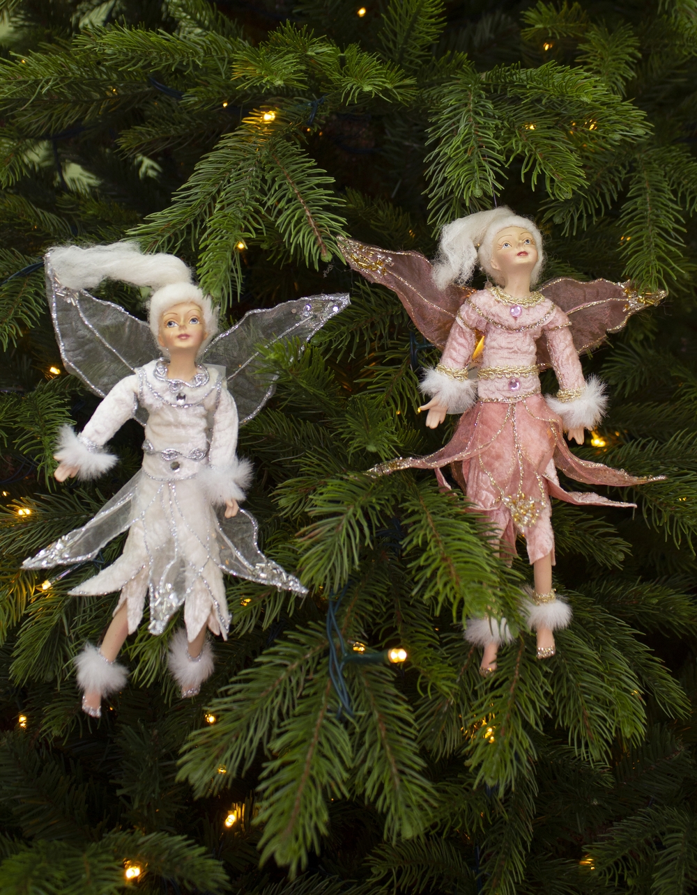 Семья эльфов украшала елку. Новогодние феи на елку. Фея на елку. Куклы феи на елку. Игрушка на елку Фея.